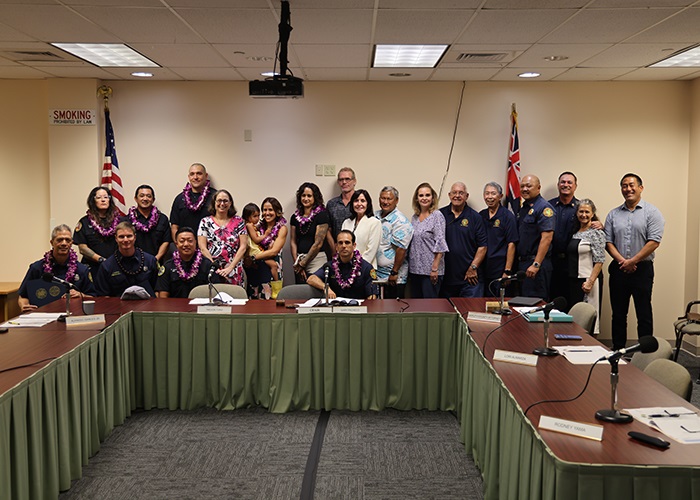 Group photo of good samaritan, first responders, and fire commission