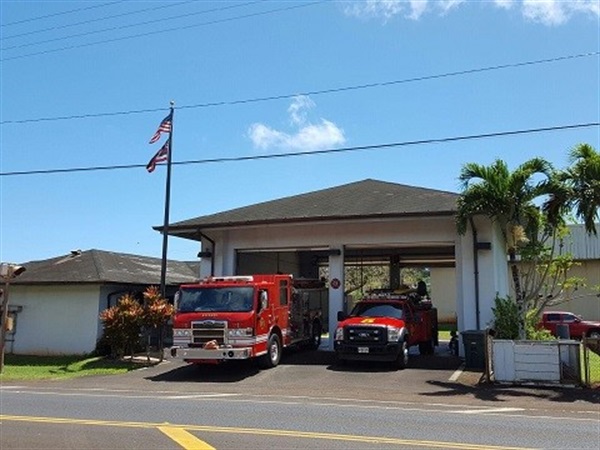 Picture of Kalaheo Fire Station (Station 5) and apparatuses