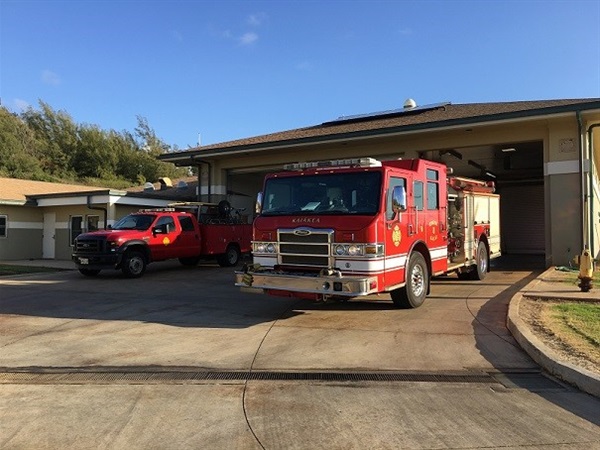 Picture of Kaikea Fire Station (Station 8) and apparatuses